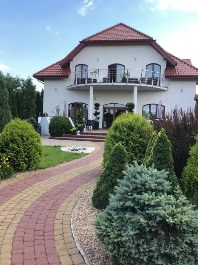Hotel Rezydencja Szmaragdowy Ogrod à Konstantynów Łódzki Extérieur photo